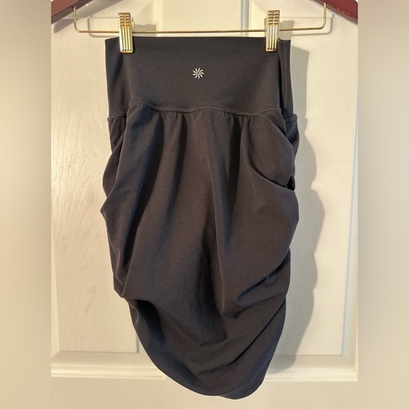 ATHLETA XS Blk Transcend Skort Athletic Skirt Ruching Modest Tennis Pickleball - Picture 10 of 10